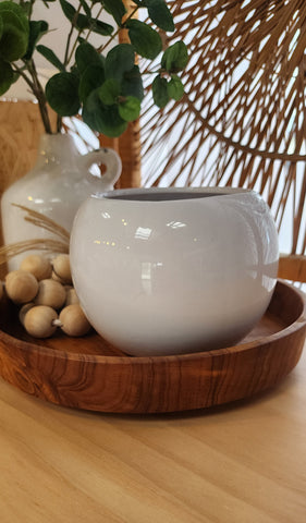 White ceramic bowl/vase