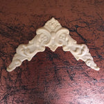 C36 – Greek Flourish