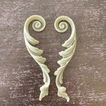 SC16 – Small Neoclassical Scrolls