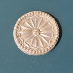 R35- Round Rosette